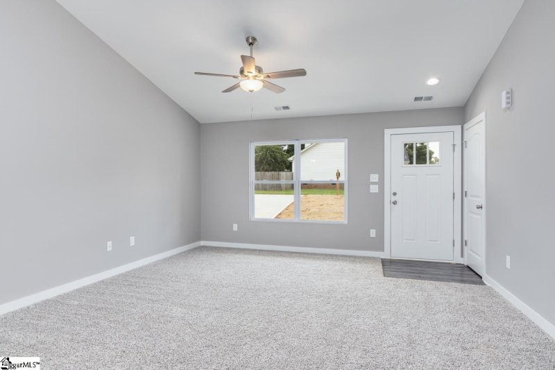 Property image 2 at 117 PATIO Road, Easley, SC 29642