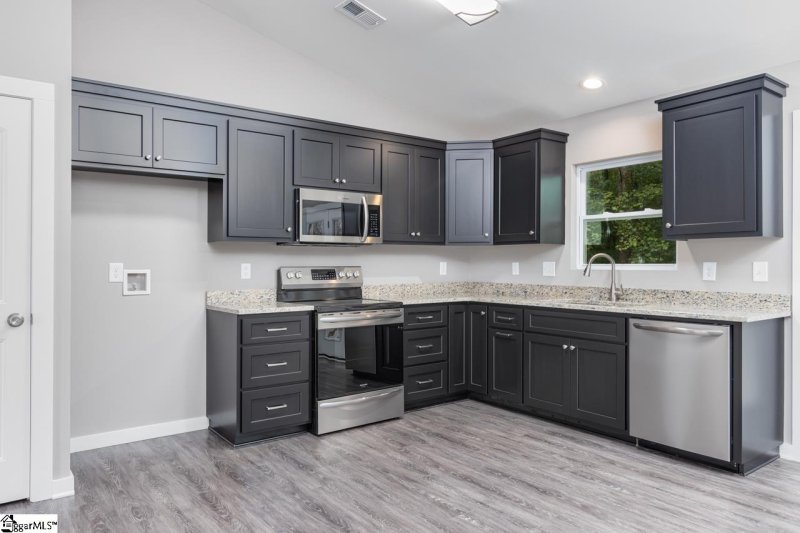 Property image 3 at 117 PATIO Road, Easley, SC 29642