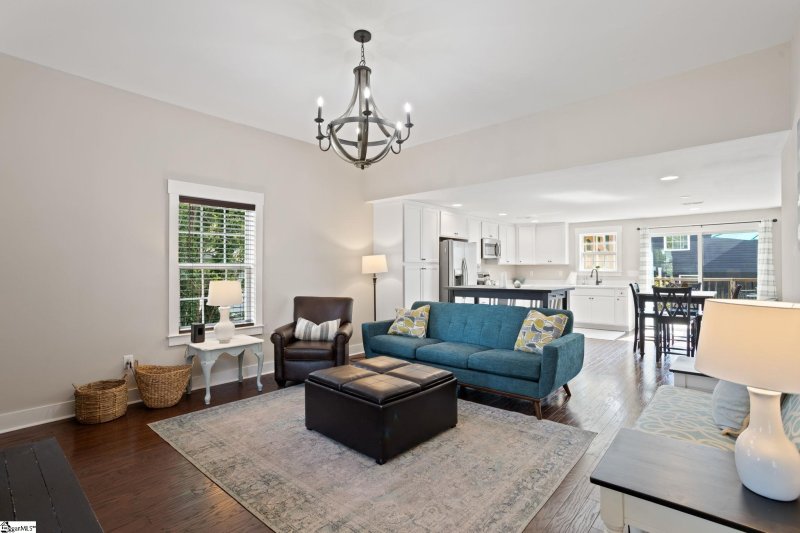 Property image 4 at 34 Allen Street, Greenville, SC 29605