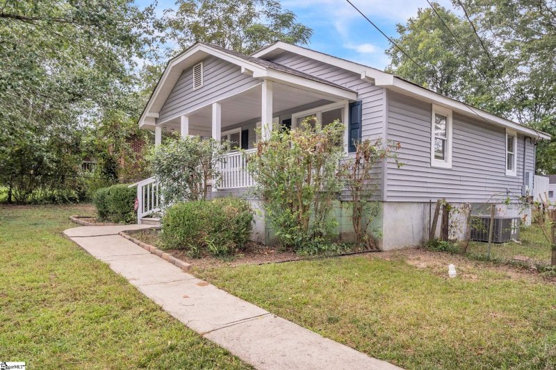 Property image 3 at 17 Lermann Drive, Greenville, SC 29605