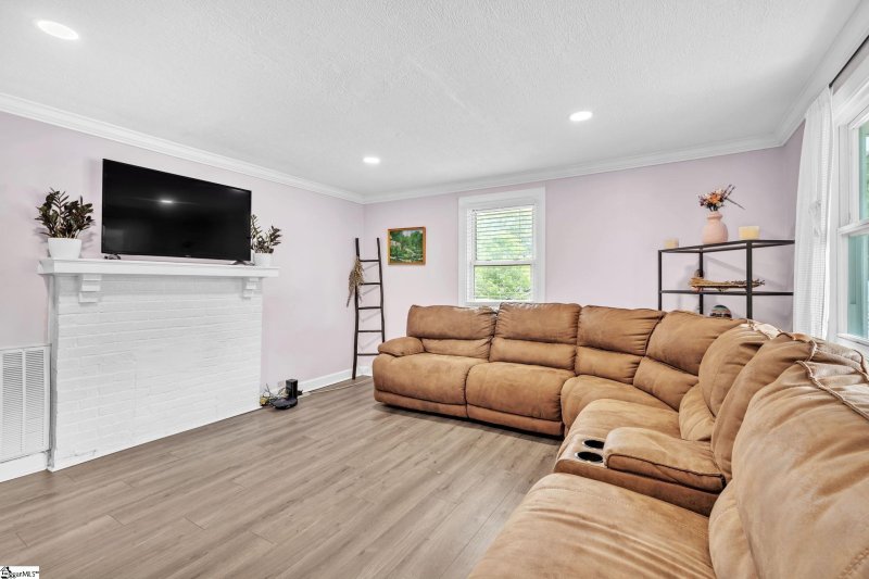 Property image 5 at 17 Lermann Drive, Greenville, SC 29605