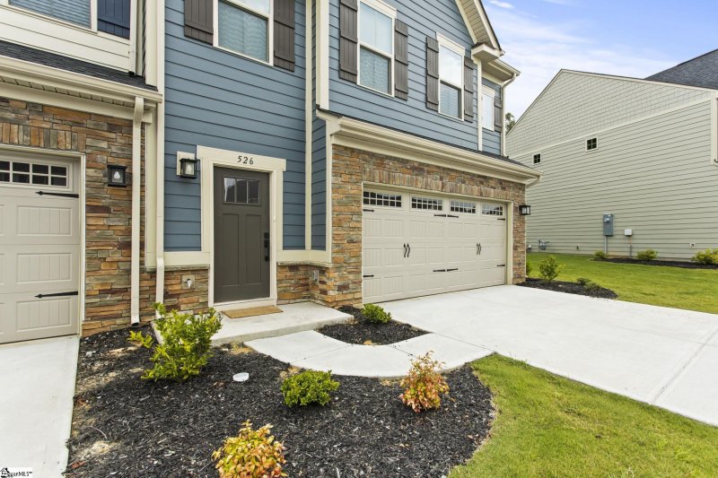 Property image 3 at 526 Martin Creek Drive, Simpsonville, SC 29680