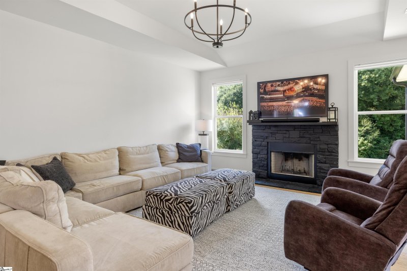 Property image 4 at 9 Saddle Ridge Court, Taylors, SC 29687