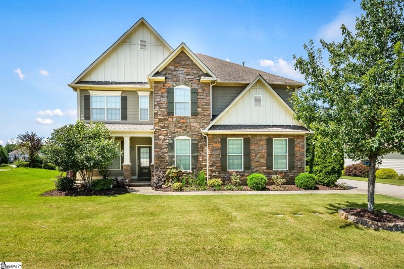 105 waltzing vine Lane