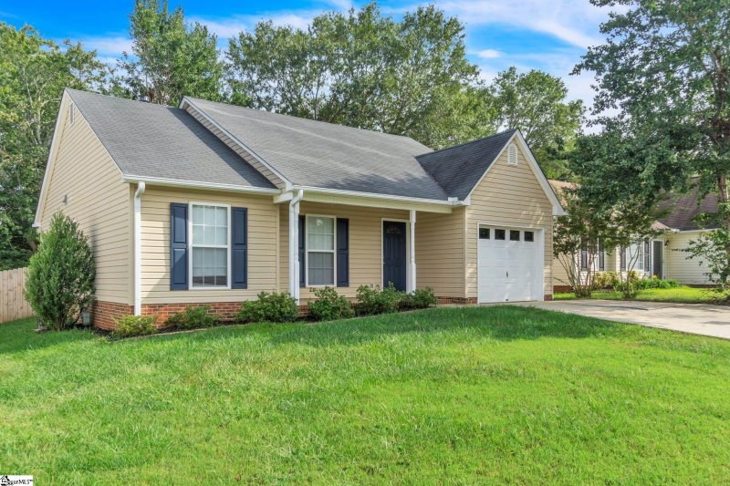 Property image 2 at 315 S Sandy Brook Way, Simpsonville, SC 29680