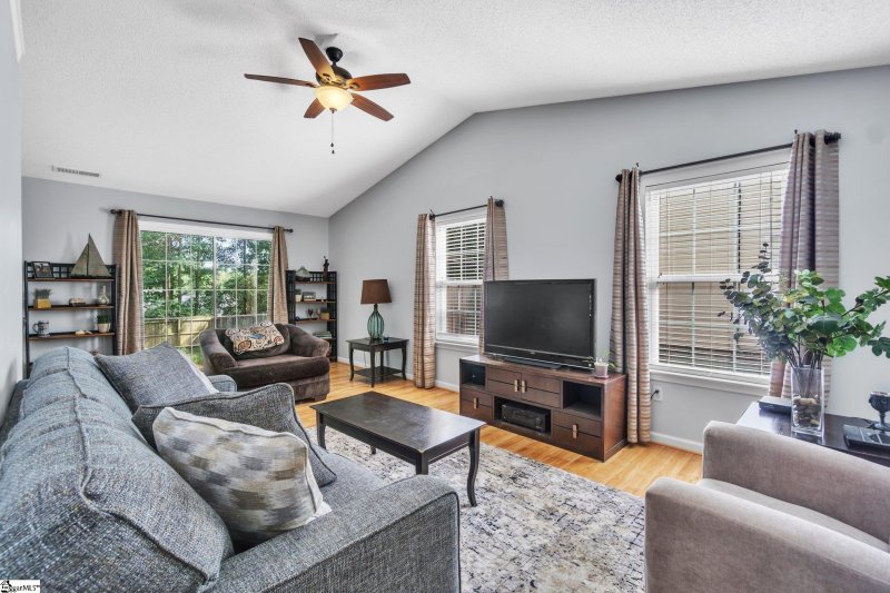 Property image 4 at 315 S Sandy Brook Way, Simpsonville, SC 29680