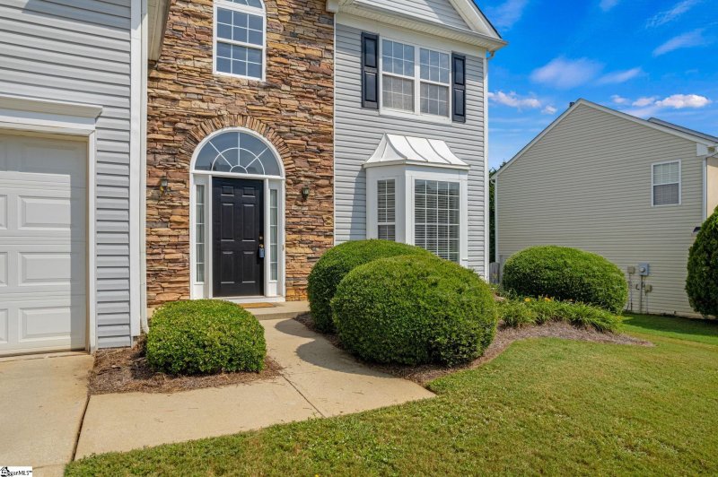 Property image 4 at 5 Breckenridge Court, Greenville, SC 29615