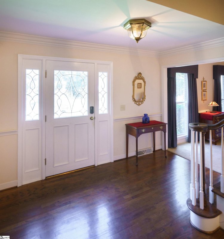 Property image 3 at 108 Ravenwood Lane, Simpsonville, SC 29681