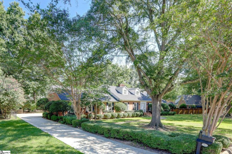 Property image 2 at 5 Red Fox Trail, Greenville, SC 29615