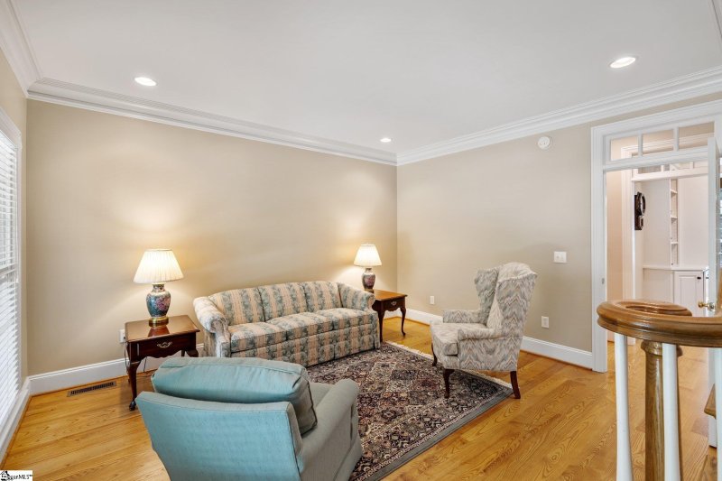 Property image 5 at 63 Chestnut Ridge Road, Greenville, SC 29609