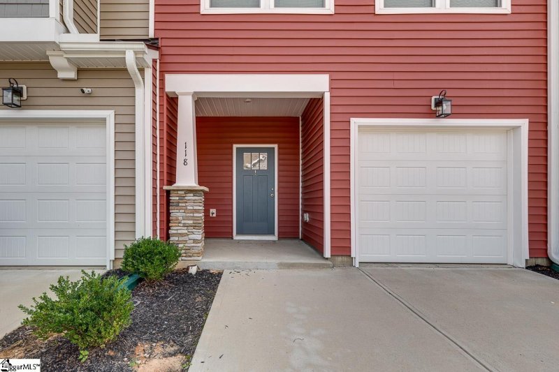 Property image 3 at 118 Addington Lane, Simpsonville, SC 29681