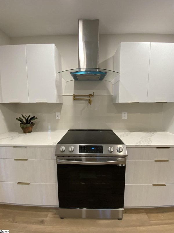 Property image 3 at 410 Rockmont Road, Greenville, SC 29615