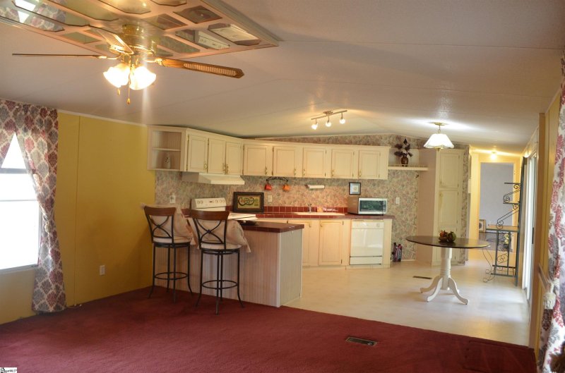 Property image 3 at 116 Tree Top Lane, Easley, SC 29642