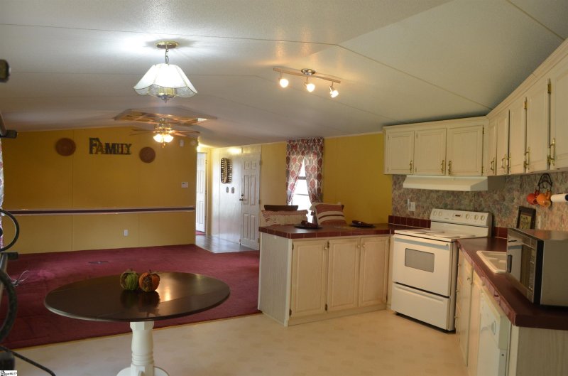 Property image 4 at 116 Tree Top Lane, Easley, SC 29642