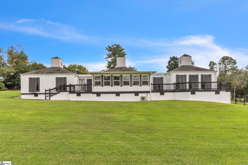 Property image 2 at 201 Meadowlark Lane, Fountain Inn, SC 29644