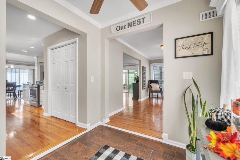 Property image 3 at 201 Meadowlark Lane, Fountain Inn, SC 29644