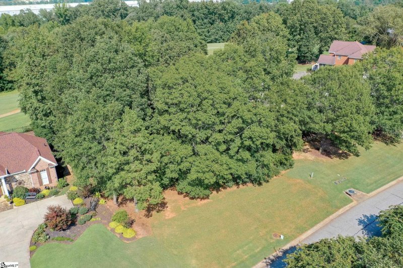 Property image 2 at 120 Parkside Drive, Anderson, SC 29621