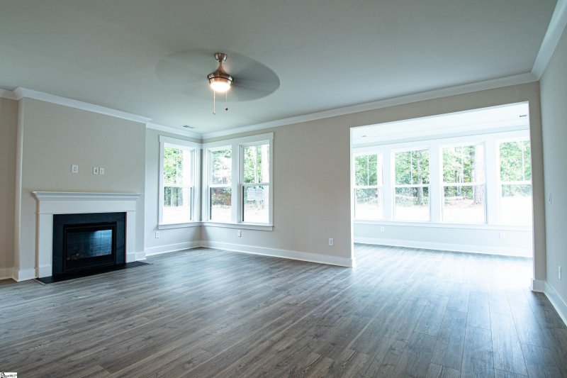 Property image 5 at 520 Magnolia Blossom Court, Spartanburg, SC 29301