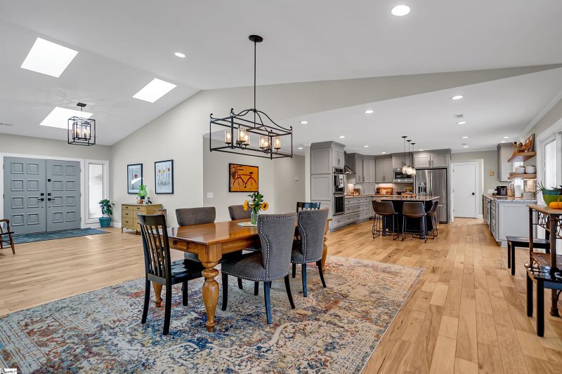 Property image 4 at 9 Valley Oak Drive, Greenville, SC 29617