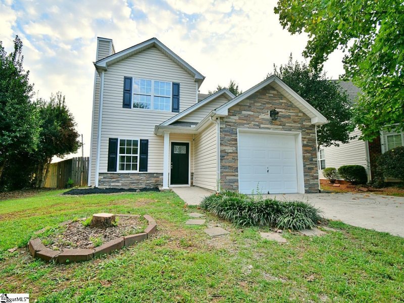 Property image 2 at 1 Ashby Cross Court, Greer, SC 29651