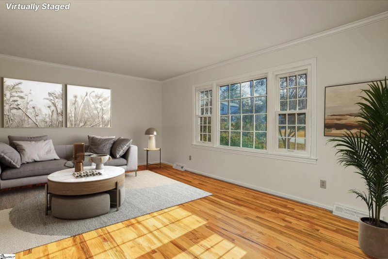 Property image 4 at 16 New Castle Way, Greenville, SC 29615