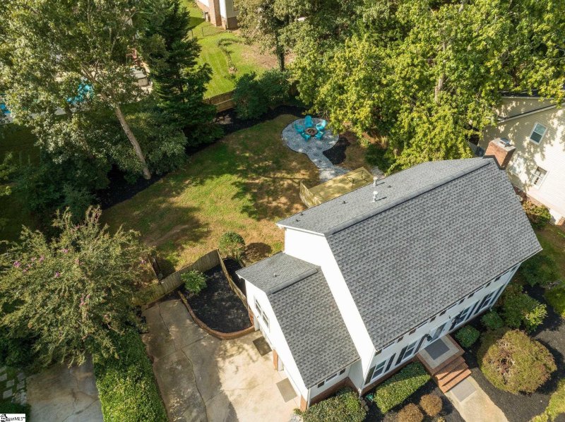 Property image 4 at 221 Hunters Woods Drive, Simpsonville, SC 29680