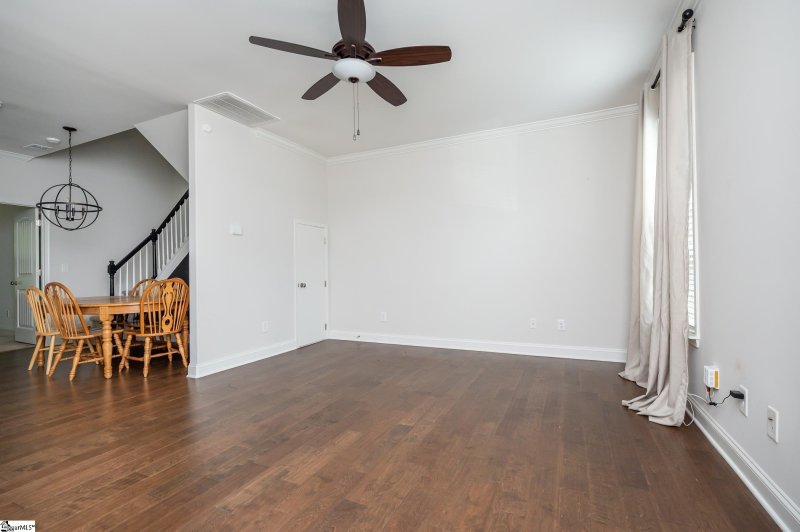 Property image 3 at 534 Twin Lake Road, Greenville, SC 29609