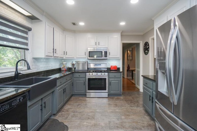 Property image 3 at 116 Forrester Creek Drive, Greenville, SC 29607