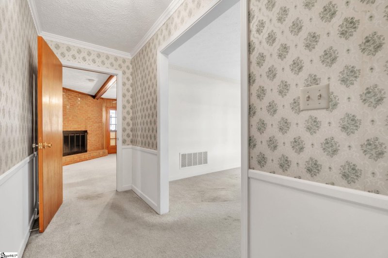 Property image 3 at 106 Chestnut Drive, Easley, SC 29642