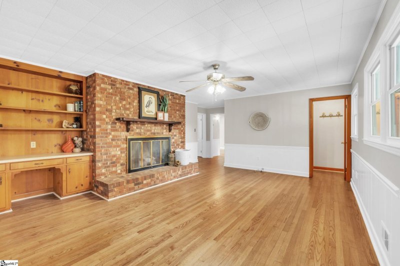 Property image 3 at 436 Blackwood Drive, Spartanburg, SC 29307