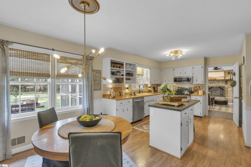 Property image 2 at 513 Brian Drive, Spartanburg, SC 29307