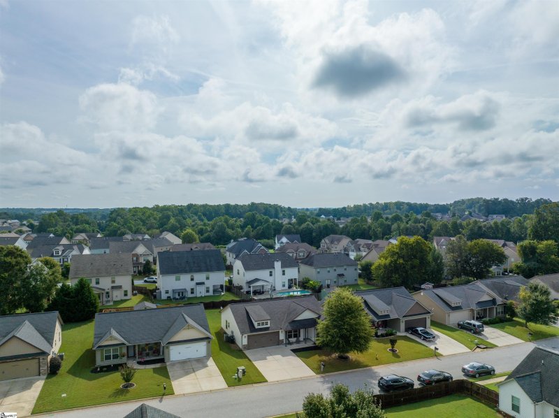 Property image 3 at 10 Herndon Court, Simpsonville, SC 29681