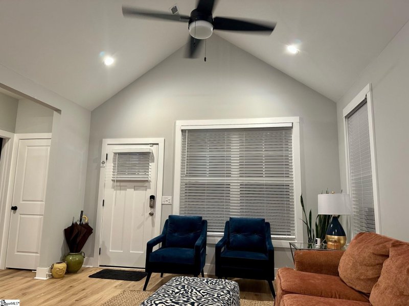 Property image 3 at 207 McGarity Street, Greenville, SC 29605