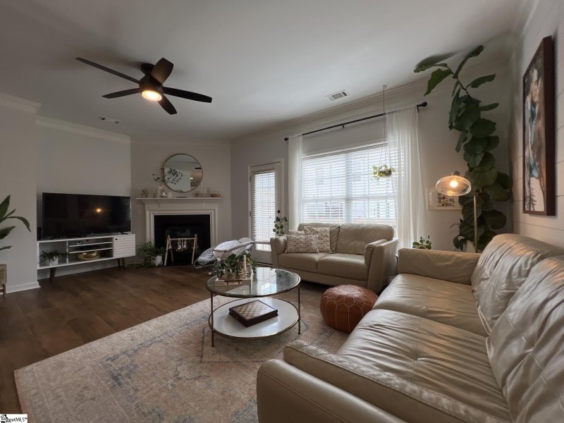 Property image 3 at 702 Calle Place, Greenville, SC 29607-6211