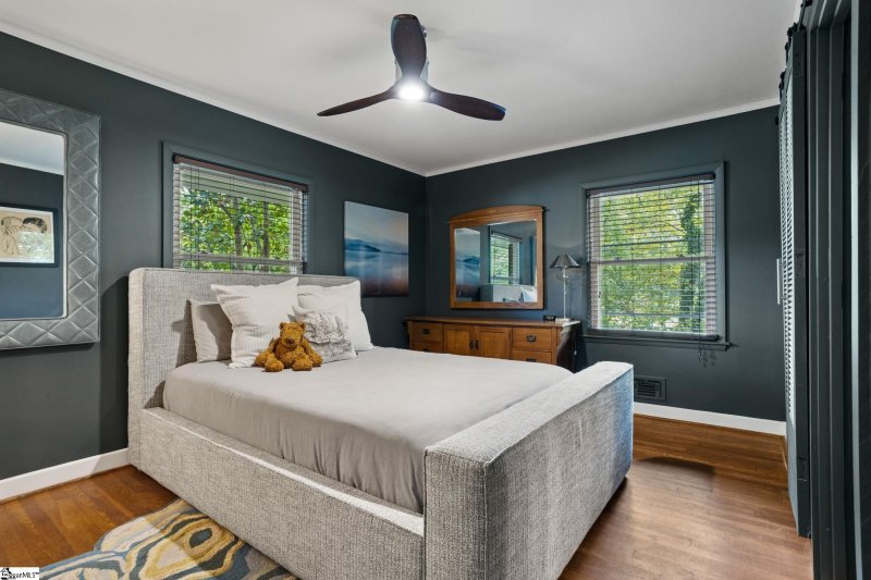 Property image 5 at 100 Hermitage Road, Greenville, SC 29615-1804