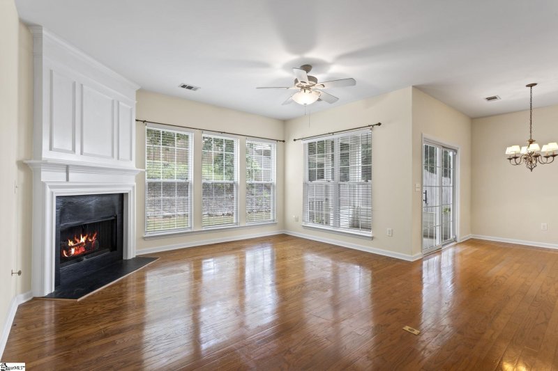 Property image 2 at 927 Medora Drive, Greer, SC 29650
