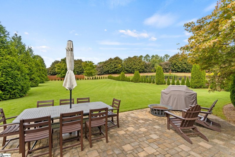 Property image 2 at 211 Haddington Lane, Greenville, SC 29609