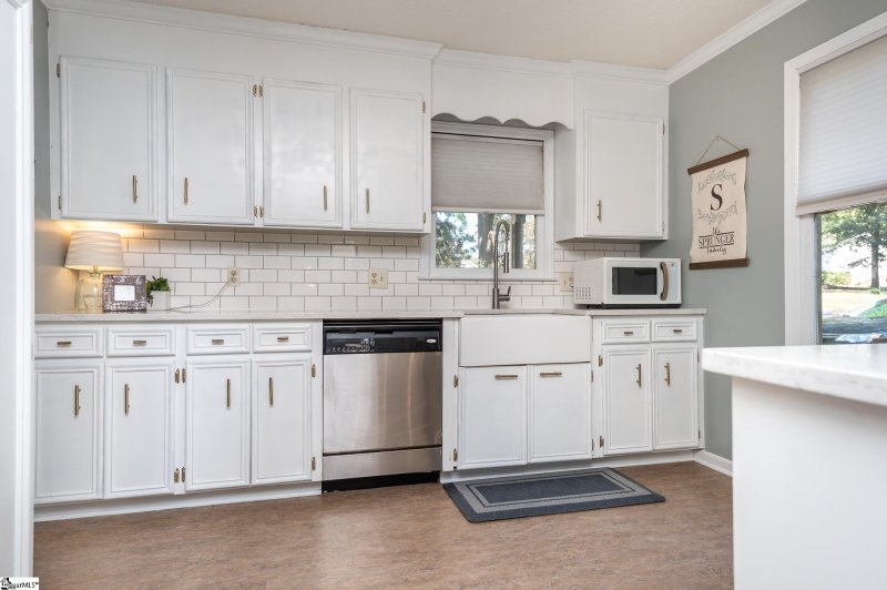 Property image 3 at 124 Bendingwood Circle, Taylors, SC 29687