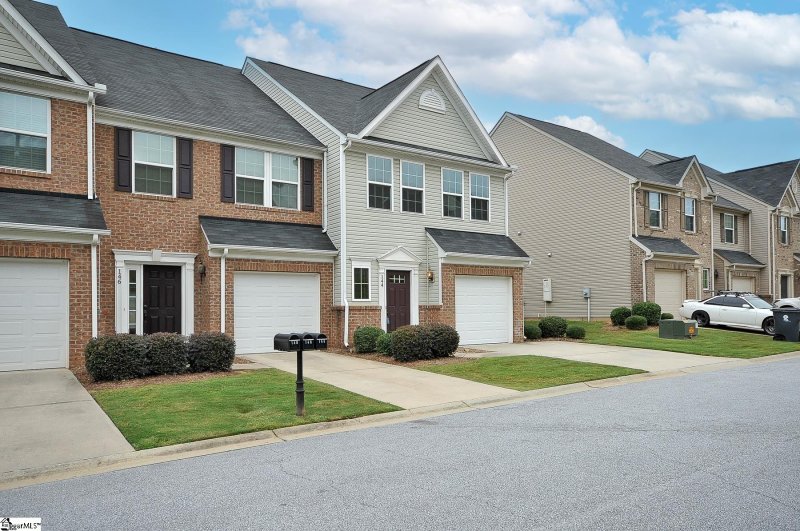 Property image 2 at 144 Awendaw Way, Greenville, SC 29607