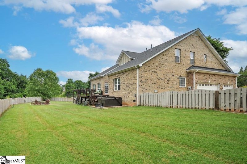 Property image 4 at 23 Barnstable Court, Greer, SC 29650