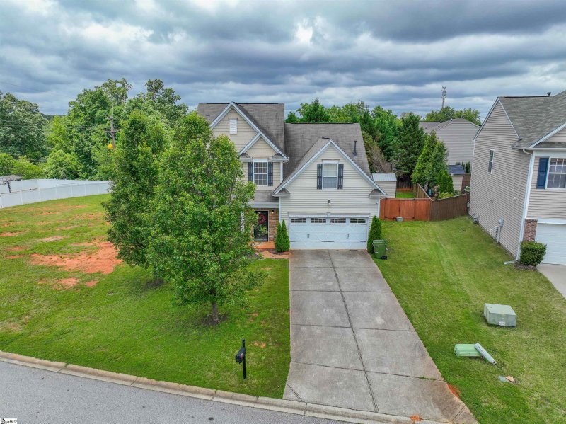 Property image 3 at 9 timlin Drive, Greenville, SC 29607