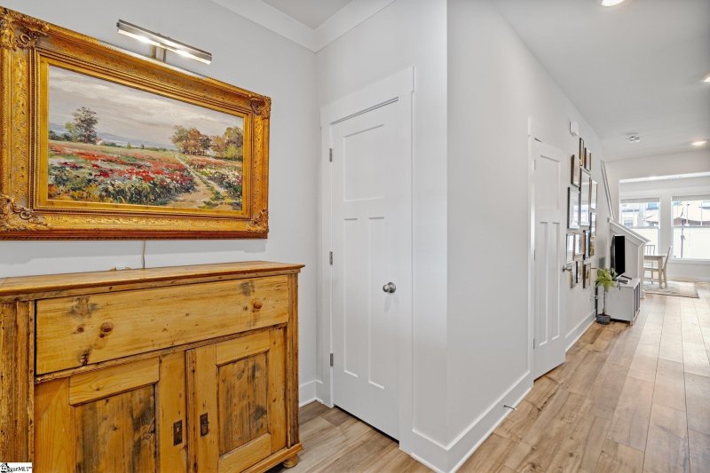 Property image 4 at 59 Mardale Lane, Greenville, SC 29609