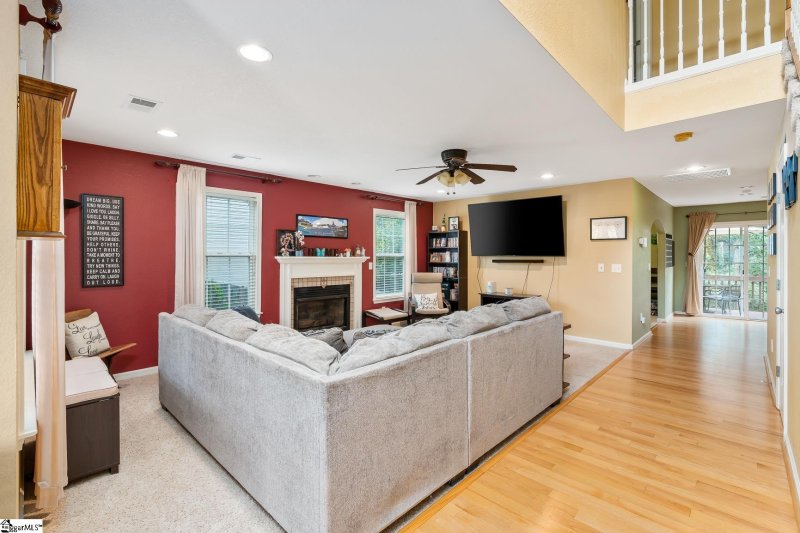 Property image 4 at 205 Gold Thread Way, Taylors, SC 29687