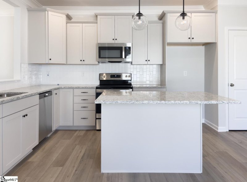 Property image 3 at 200 Greenrich Drive, Simpsonville, SC 29680