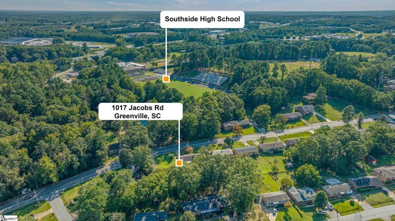 Property image 3 at 1017 Jacobs Road, Greenville, SC 29605