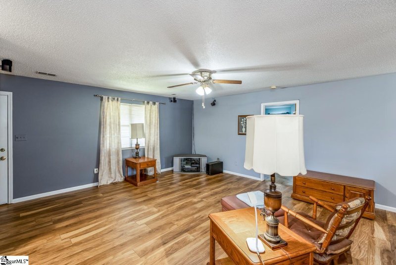 Property image 4 at 213 Ashmore Bridge Road, Mauldin, SC 29662