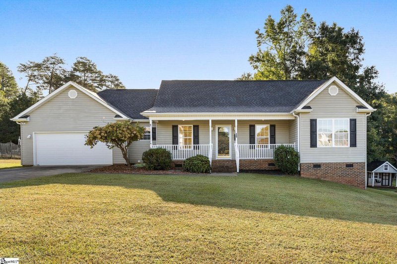 123 Brooke Lee Circle