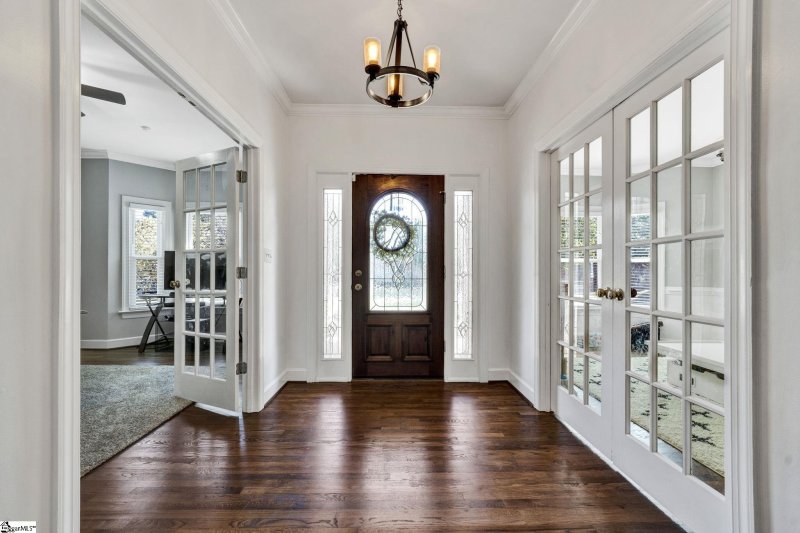 Property image 3 at 317 N Oakley Lane, Spartanburg, SC 29301