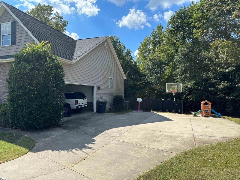 Property image 3 at 7 Duchess Court, Travelers Rest, SC 29690