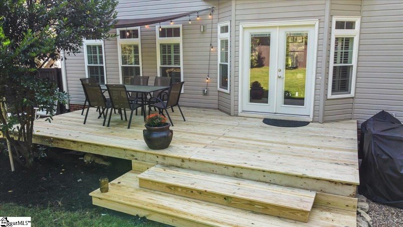 Property image 5 at 110 Spring Lake Loop, Simpsonville, SC 29681